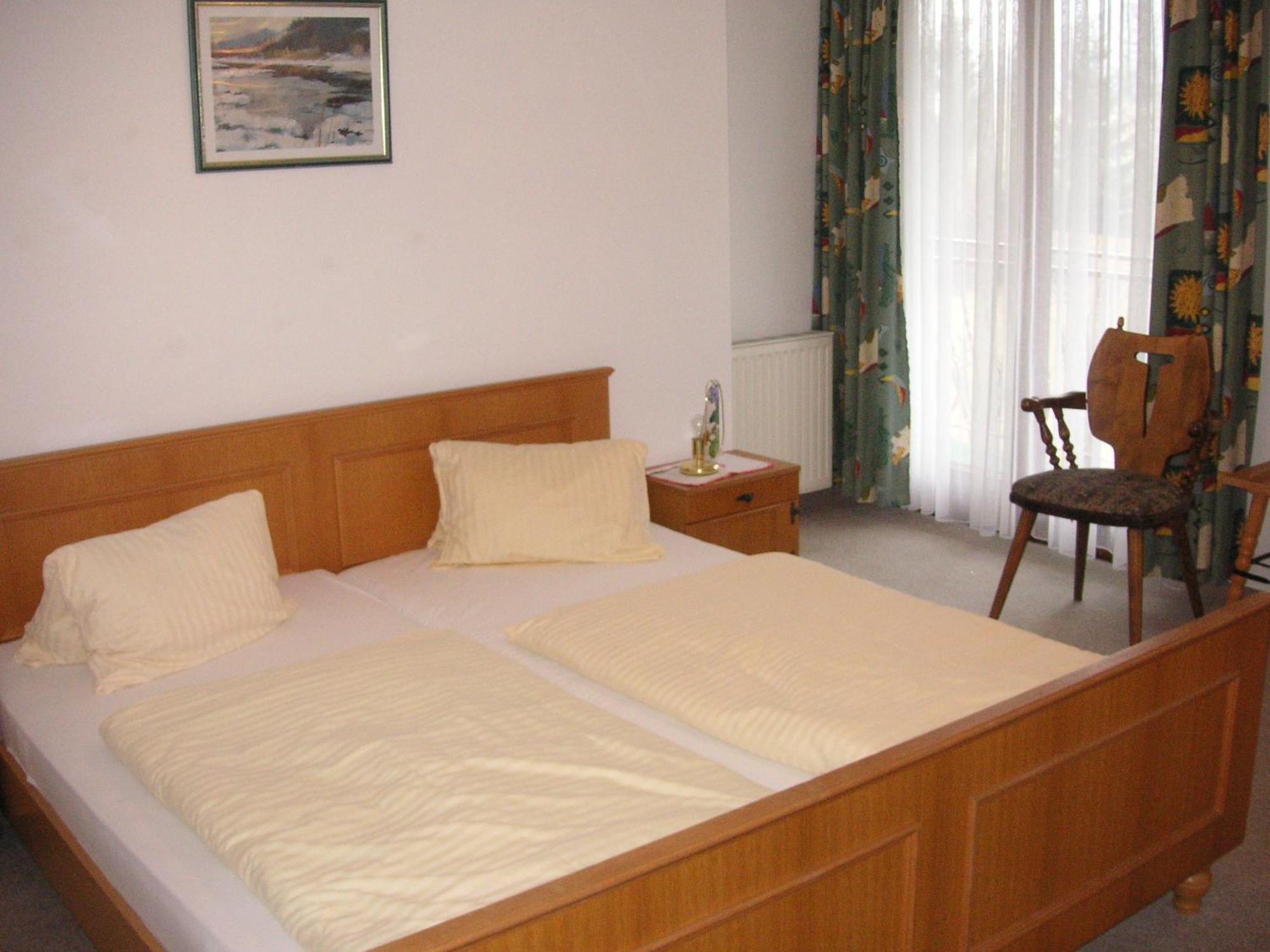 Hotel Jerolitsch Krumpendorf ภายนอก รูปภาพ