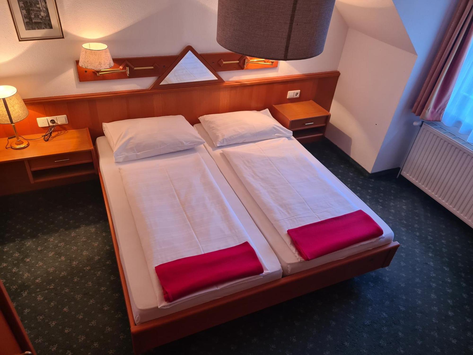 Hotel Jerolitsch Krumpendorf ภายนอก รูปภาพ