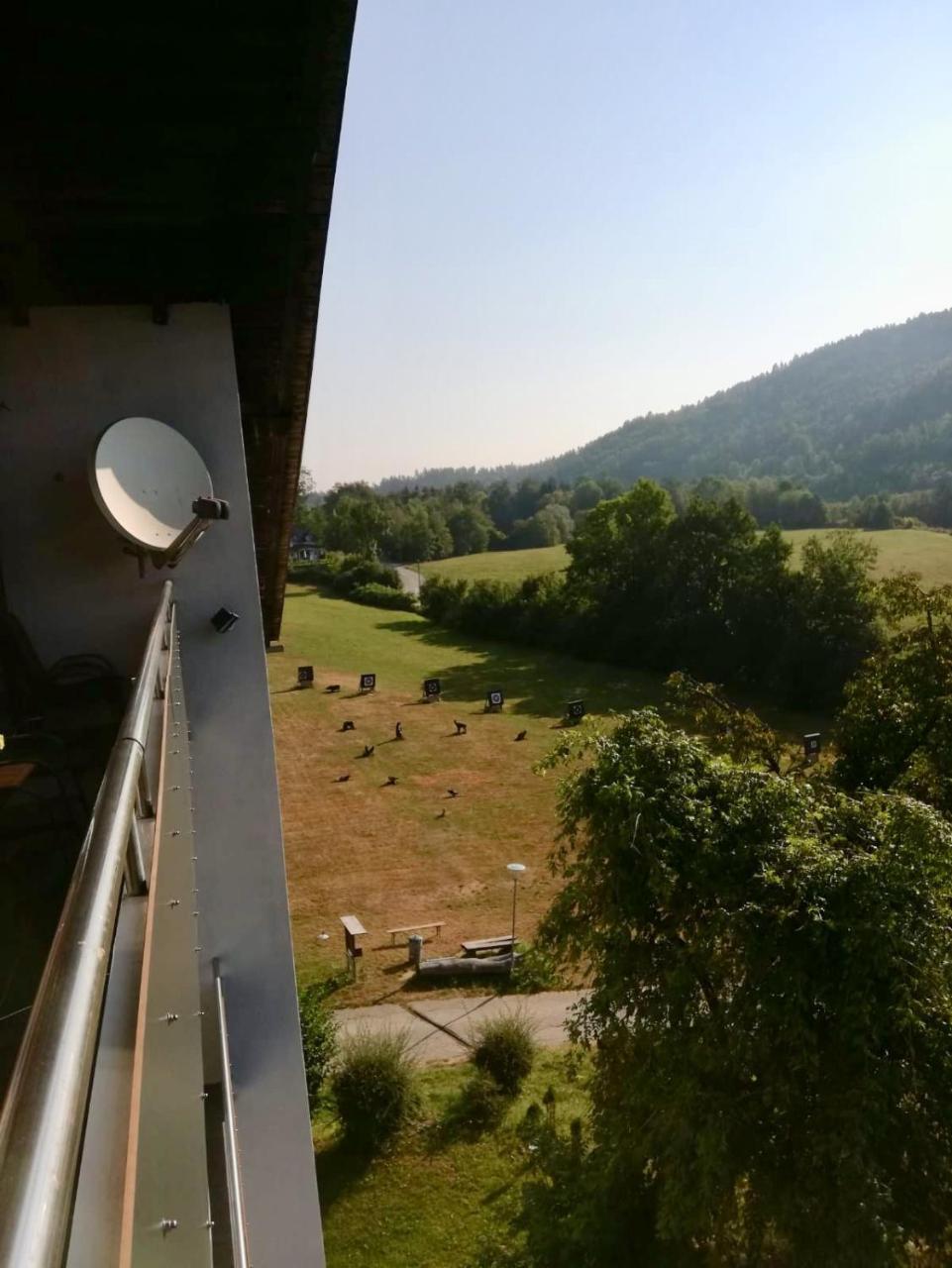 Hotel Jerolitsch Krumpendorf ภายนอก รูปภาพ